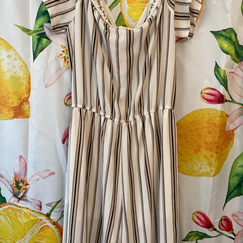 Beautiful LoveCuture Brand new pants Jumpsuit sz large off the shoulder type - Picture 6 of 9